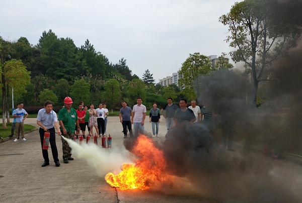 安全生產.jpg 安全生產.jpg